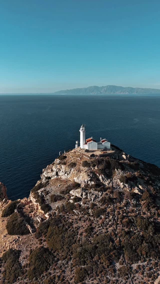 Post 5 by Beyzanur Kayış on Instagram (video)