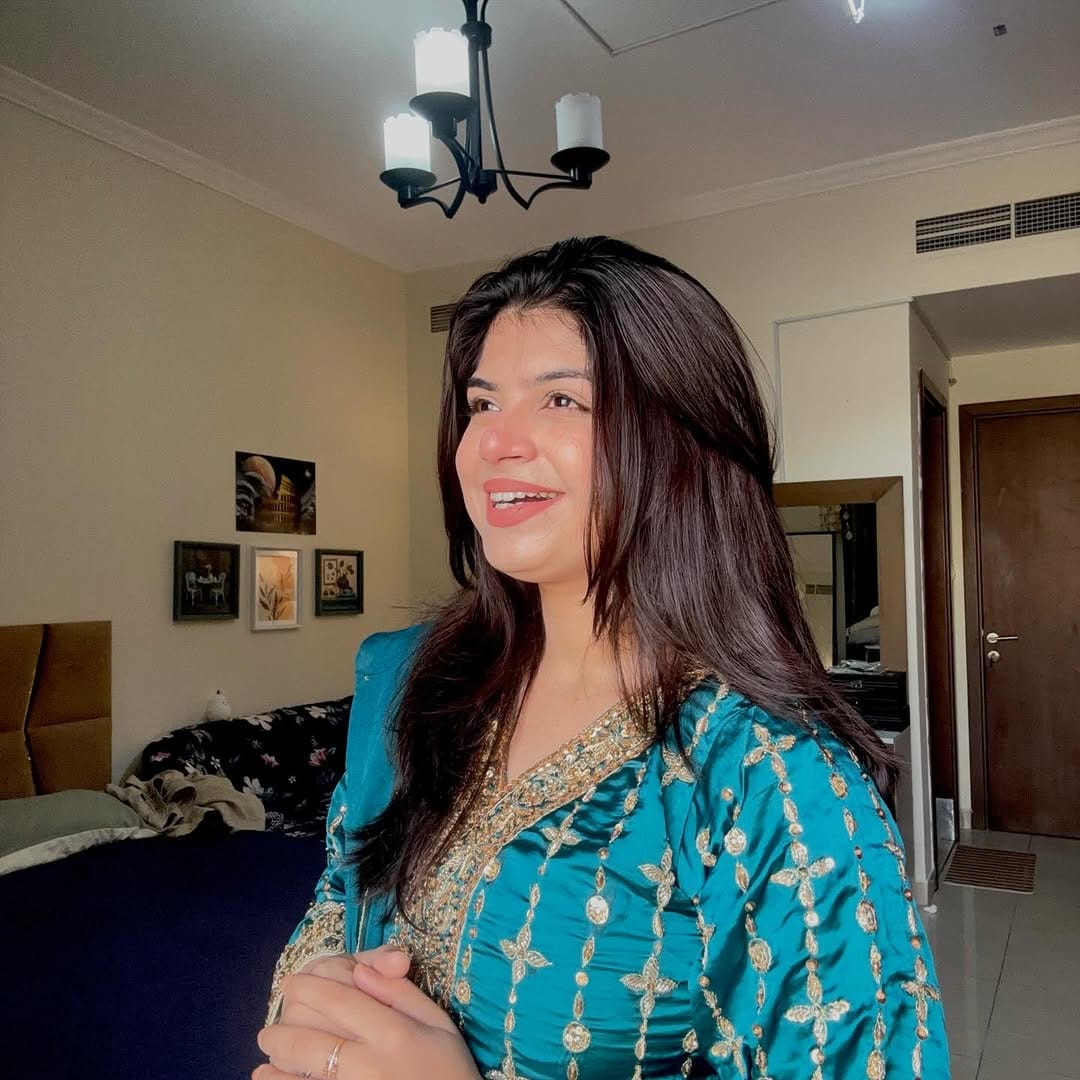 Post 5 by Umra Urooj on Instagram (carousel)