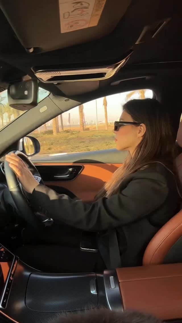 Post 3 by Shahenda Elmansyشاهندة المنسي on Instagram (video)