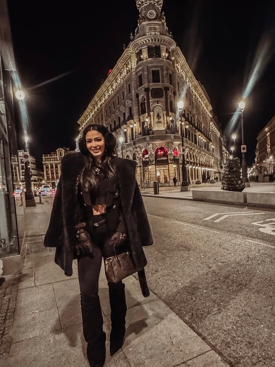 Post 1 by Diana Cañas on Instagram (image)