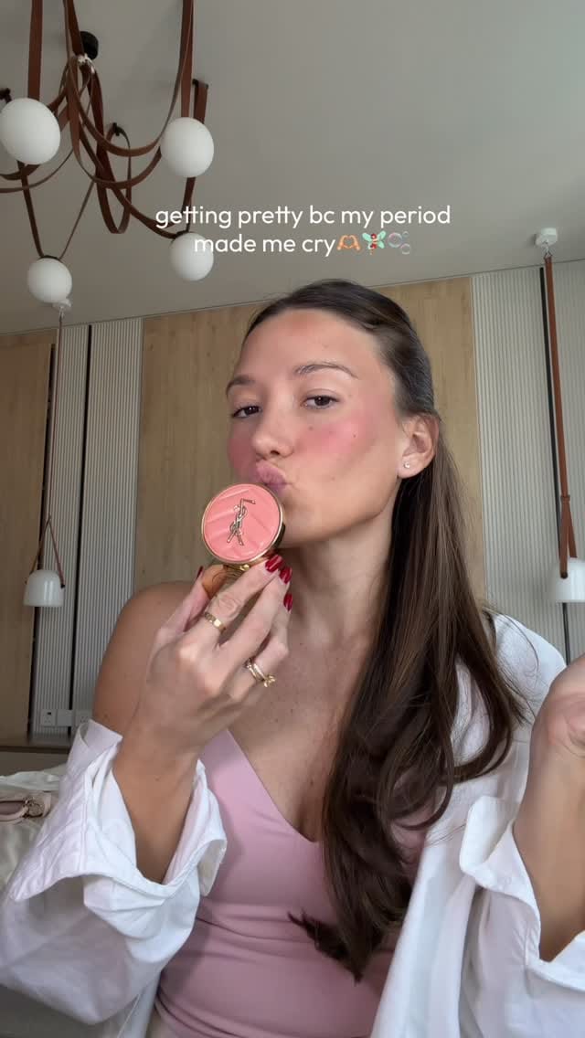 Post 1 by Rebeka Gulyas on Instagram (video)
