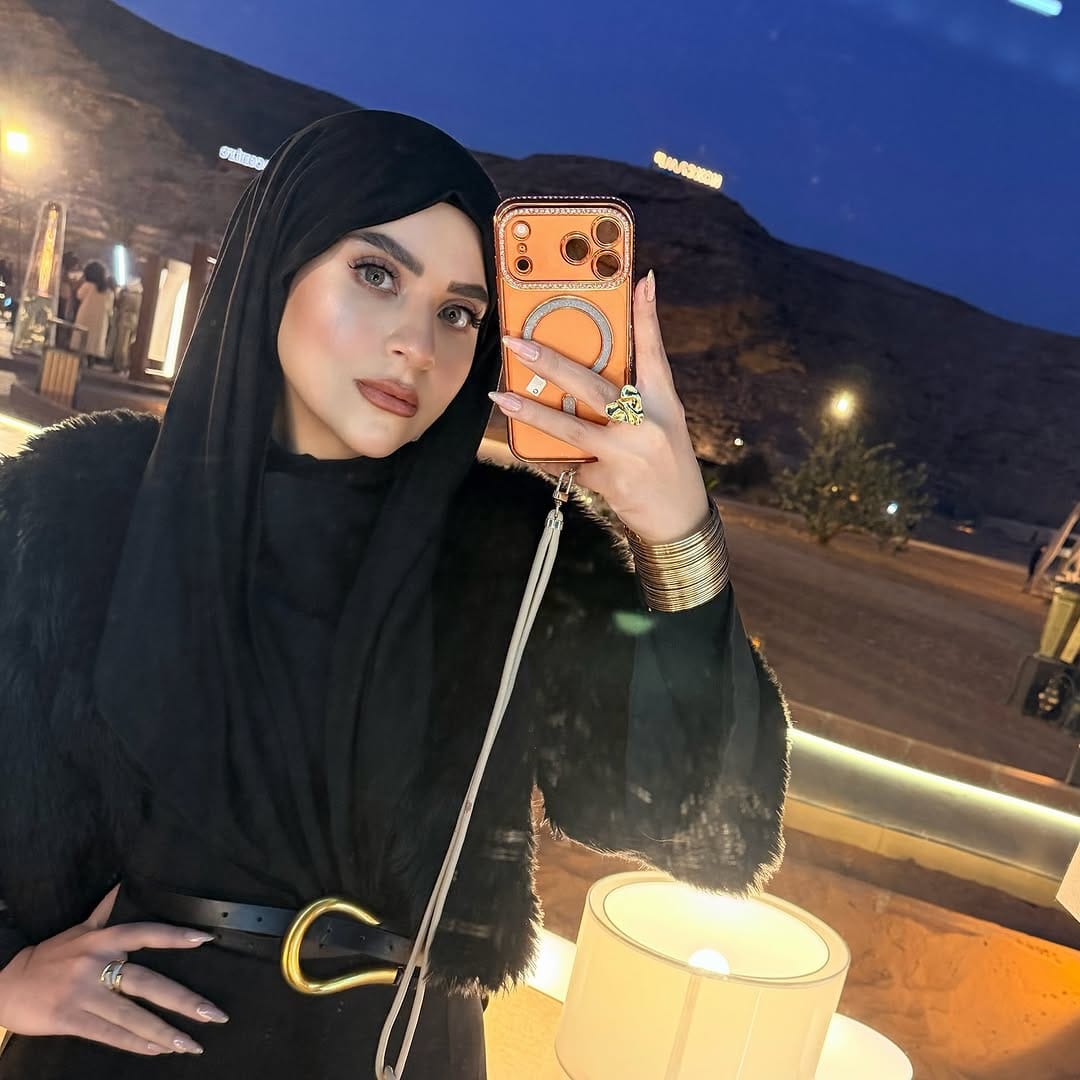 Post 1 by Rania hassan | رانيا حسنmodest fashion.beauty.lifestyle on Instagram (carousel)