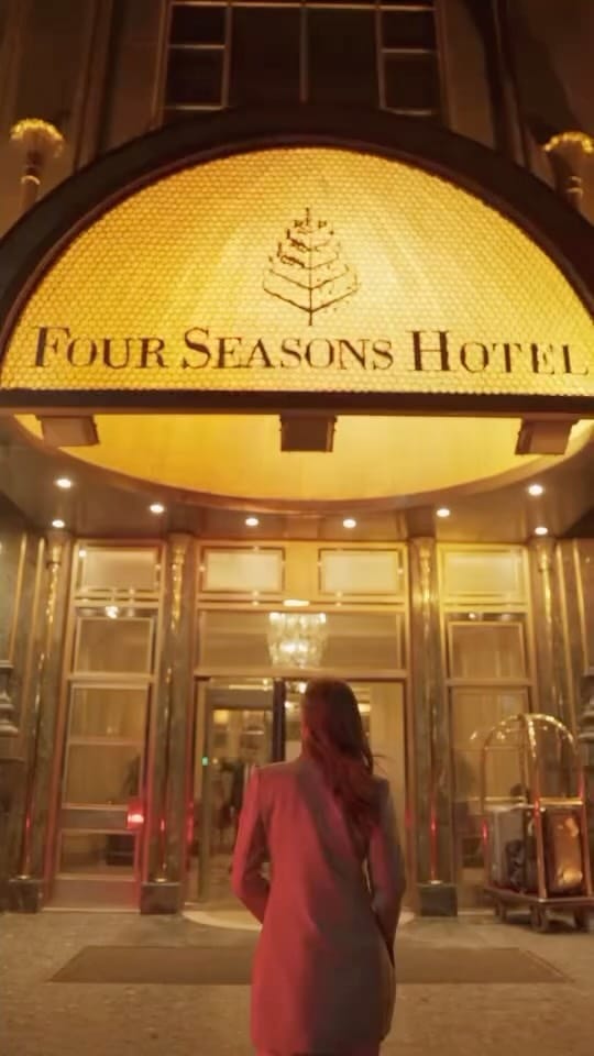 Post 6 by Nermeen Ibrahim|Stylist on Instagram (video)