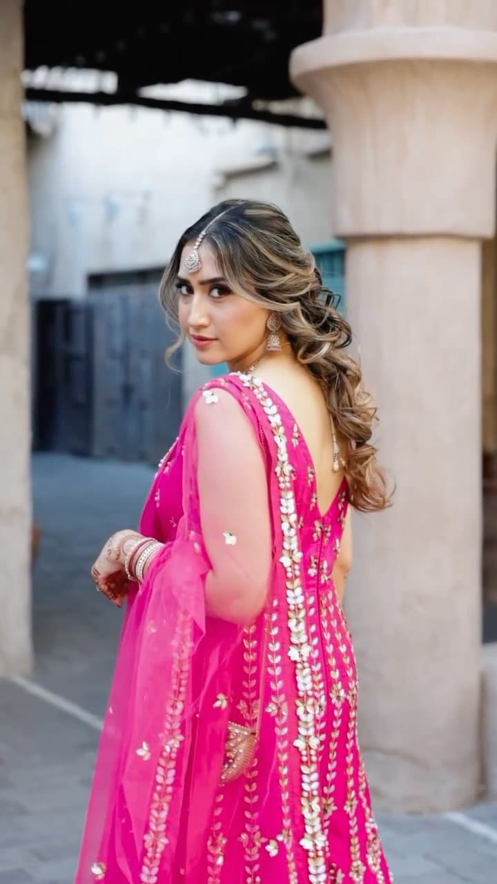 Post 10 by Sehar Merchant on Instagram (video)