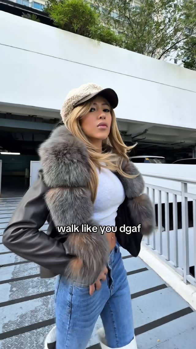 Post 6 by Bella Galero on Instagram (video)