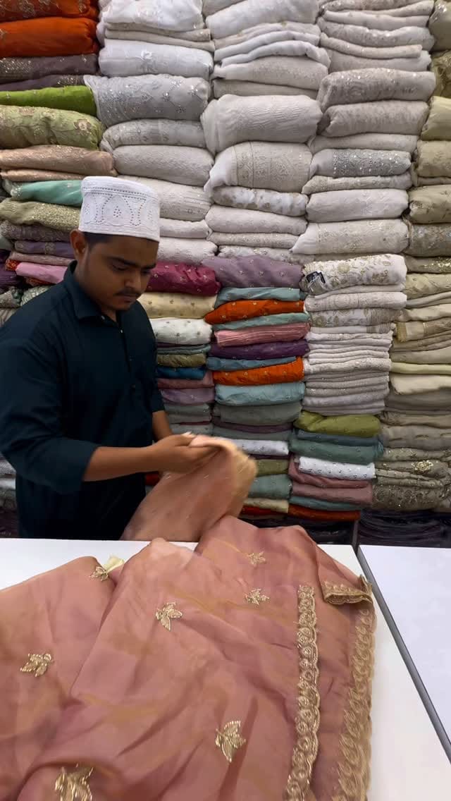 Post 3 by ZAAD By Almas Hariz on Instagram (video)