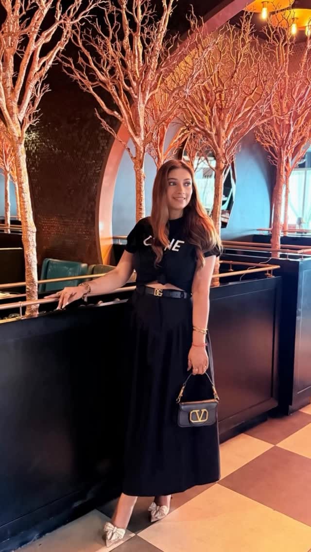 Post 5 by Pooja Biswas - UAE Influencer on Instagram (video)