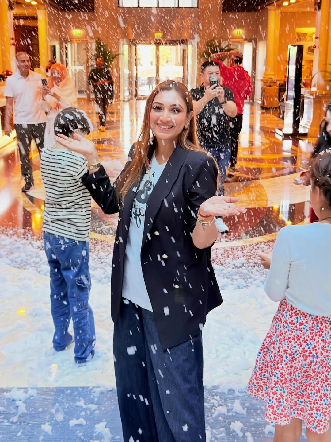 Post 4 by Pooja Biswas - UAE Influencer on Instagram (carousel)