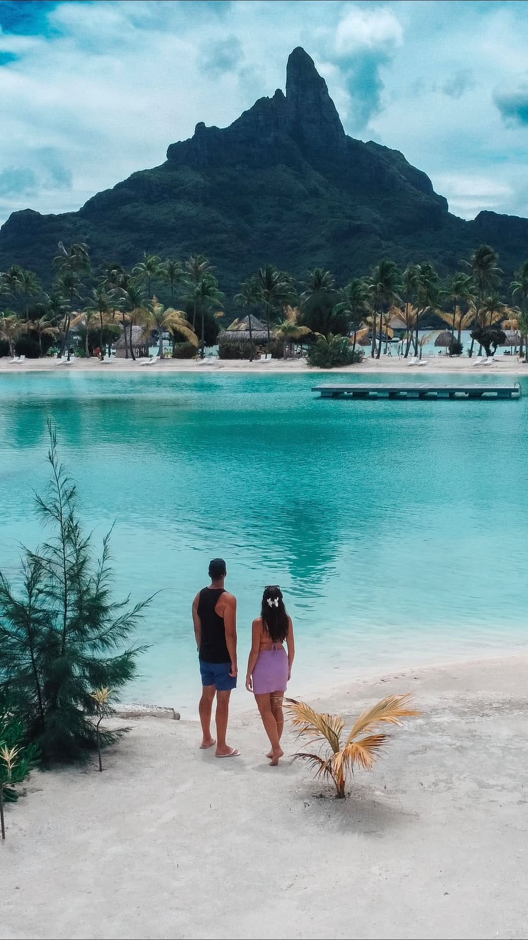 Post 4 by Kasia Lukaszczuk | Luxury Travel | Dubai | Emirates on Instagram (video)