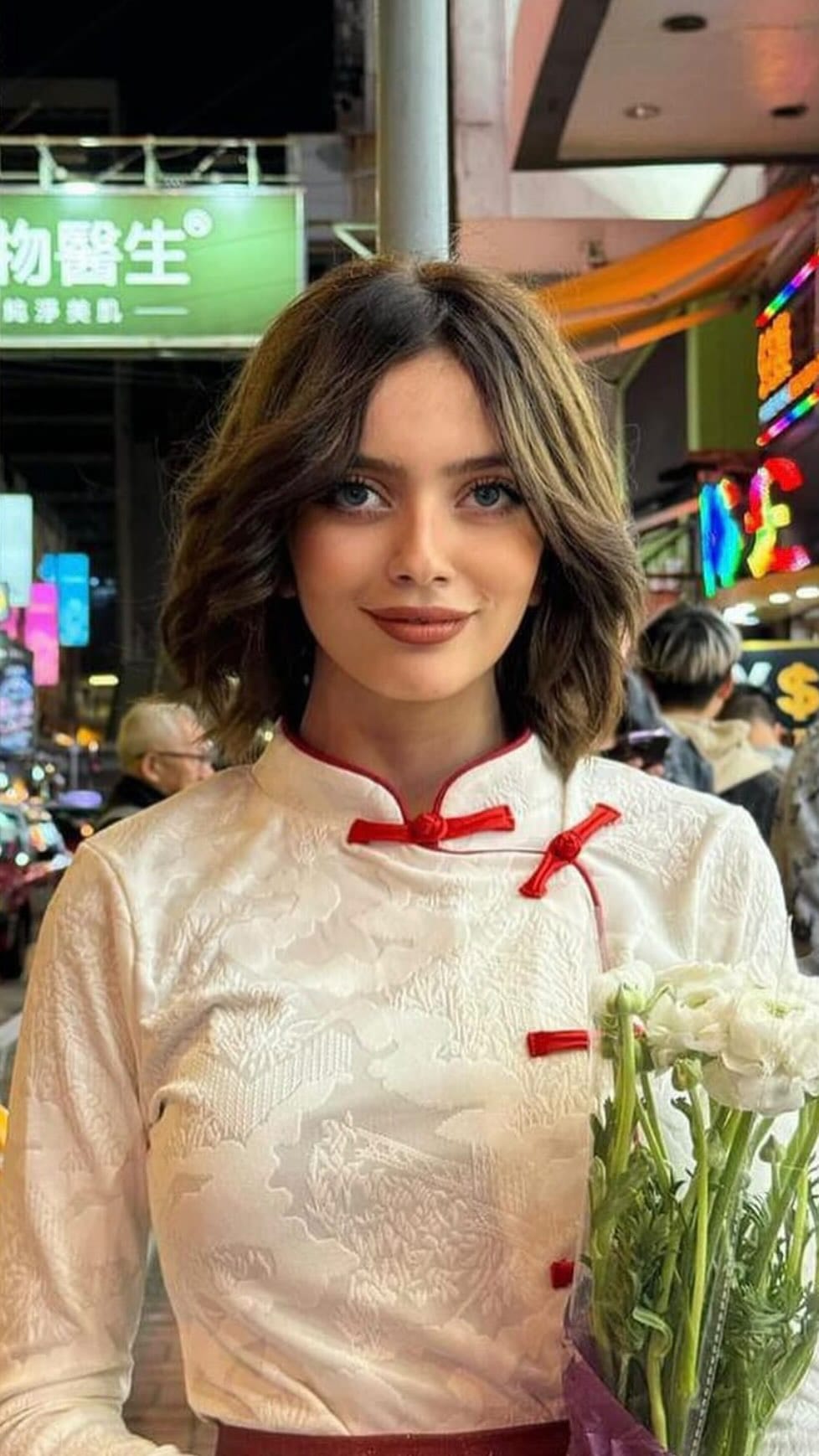 Post 7 by Dora NOUREN BELABDLI on Instagram (video)