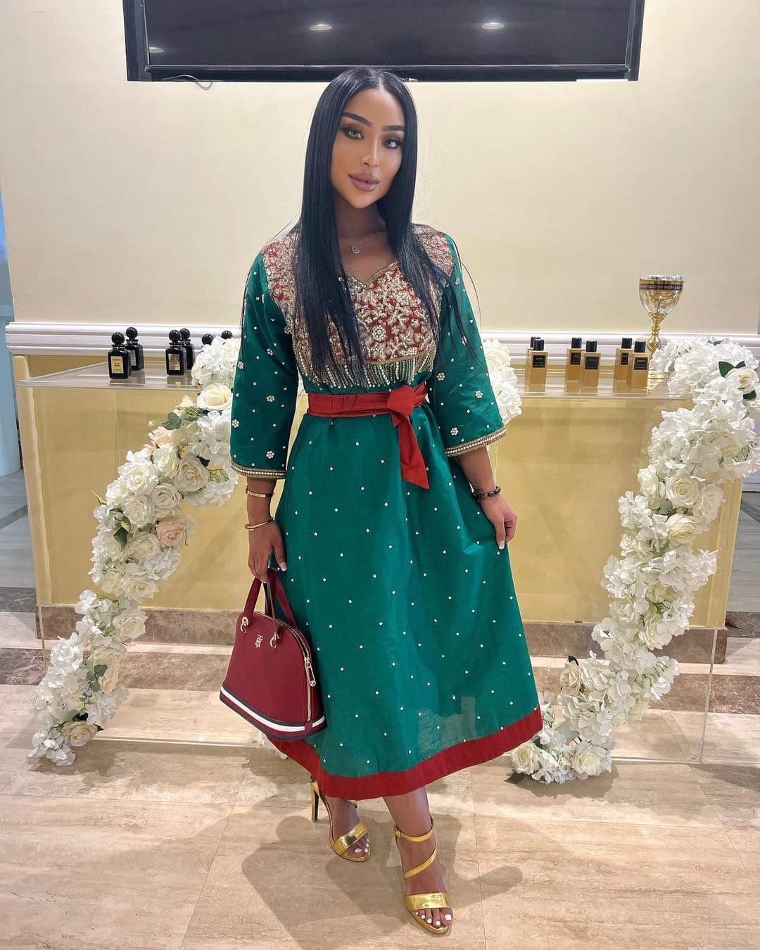 Post 7 by Rania Jamal on Instagram (carousel)