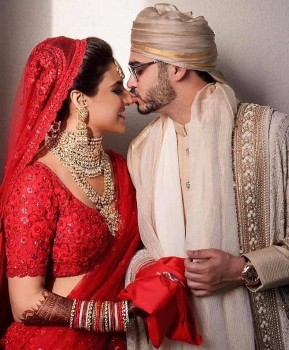 Post 5 by The Wedding Script on Instagram (image)