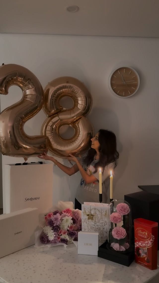 Post 8 by Yumna | Dubai Fashion & Lifestyle on Instagram (video)