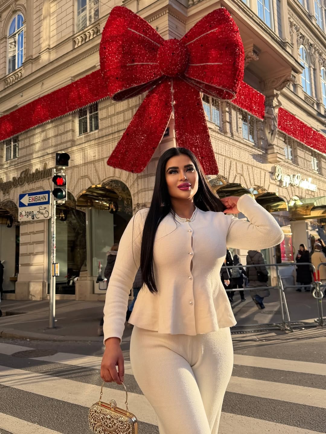 Post 8 by Naghma Noor on Instagram (image)