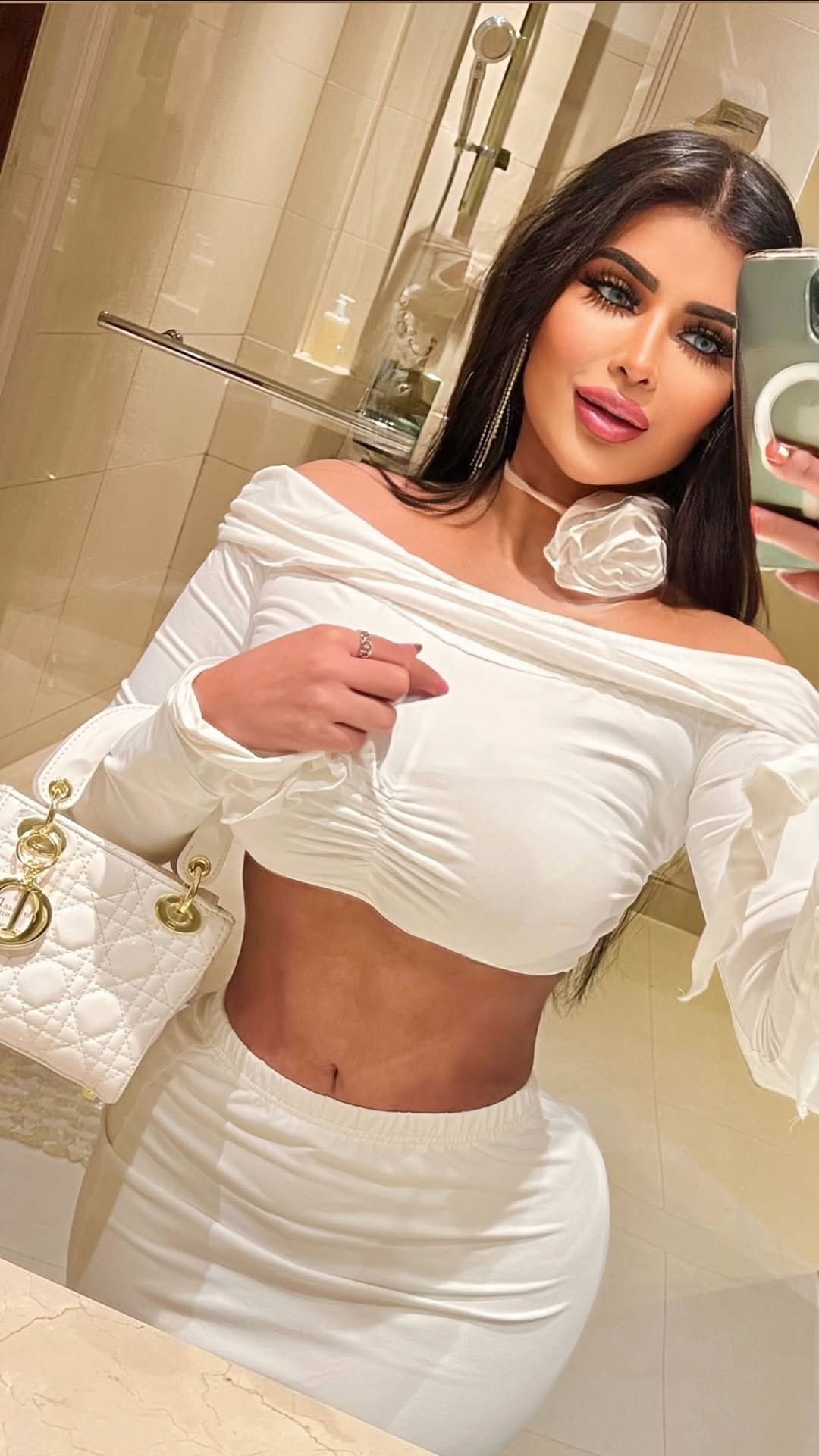 Post 4 by Naghma Noor on Instagram (video)