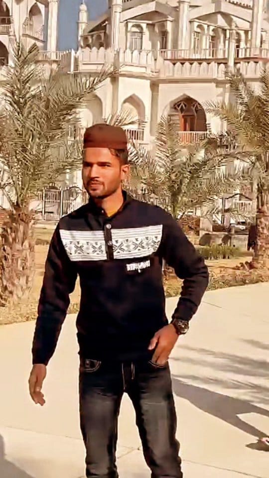 Post 9 by شاداب🌹ملك on Instagram (video)