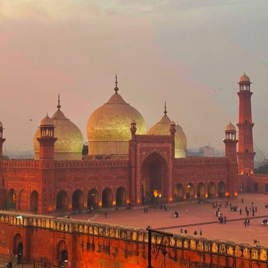 Post 4 by Sobiaa Saleem on Instagram (image)
