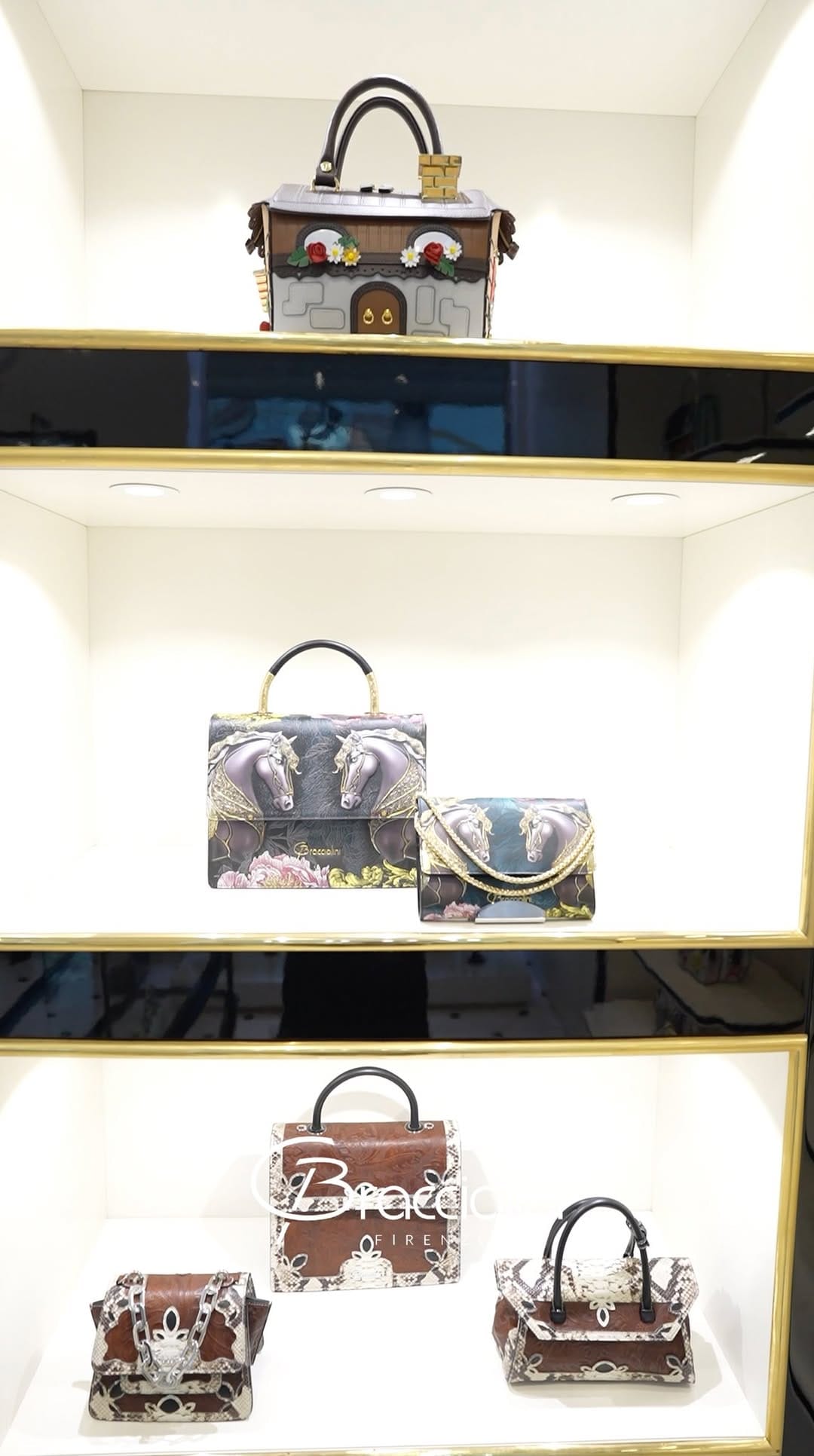 Post 8 by Lui O Lei Luxury Fashion on Instagram (video)