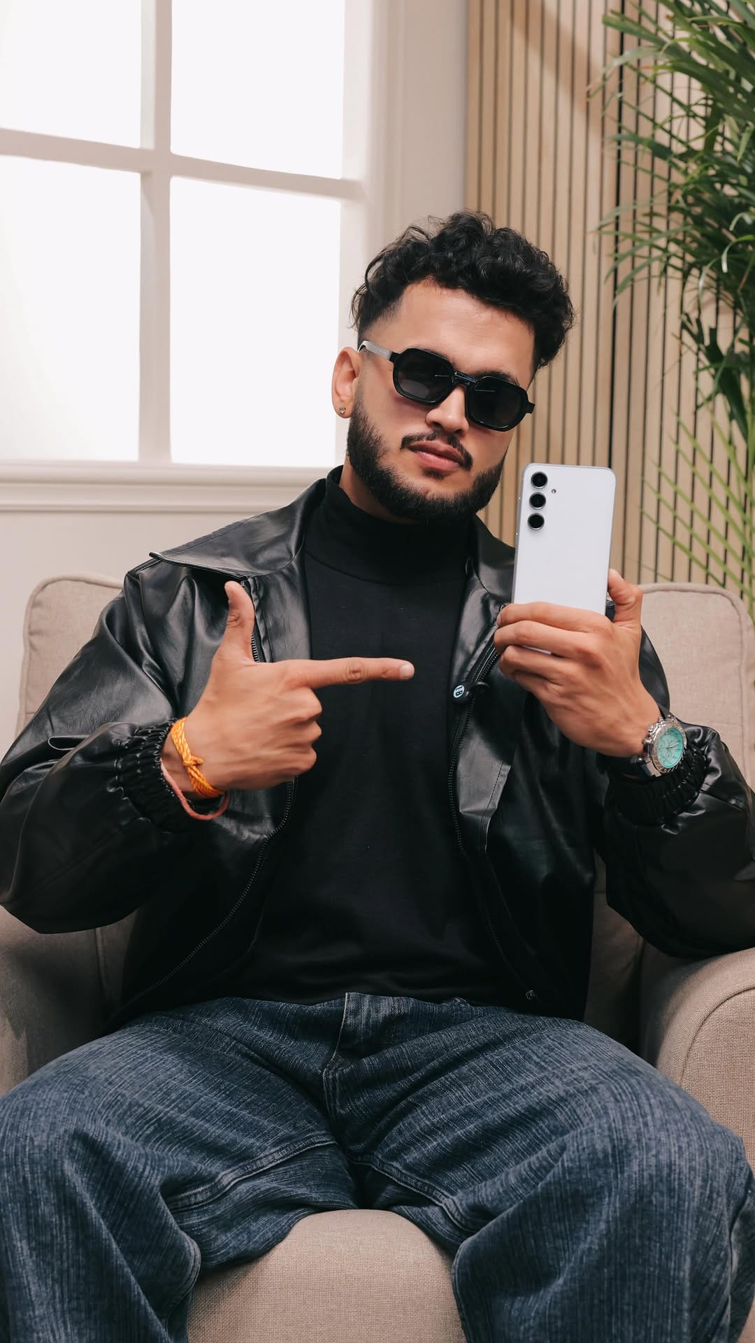 Post 5 by YASH MUKATI on Instagram (video)