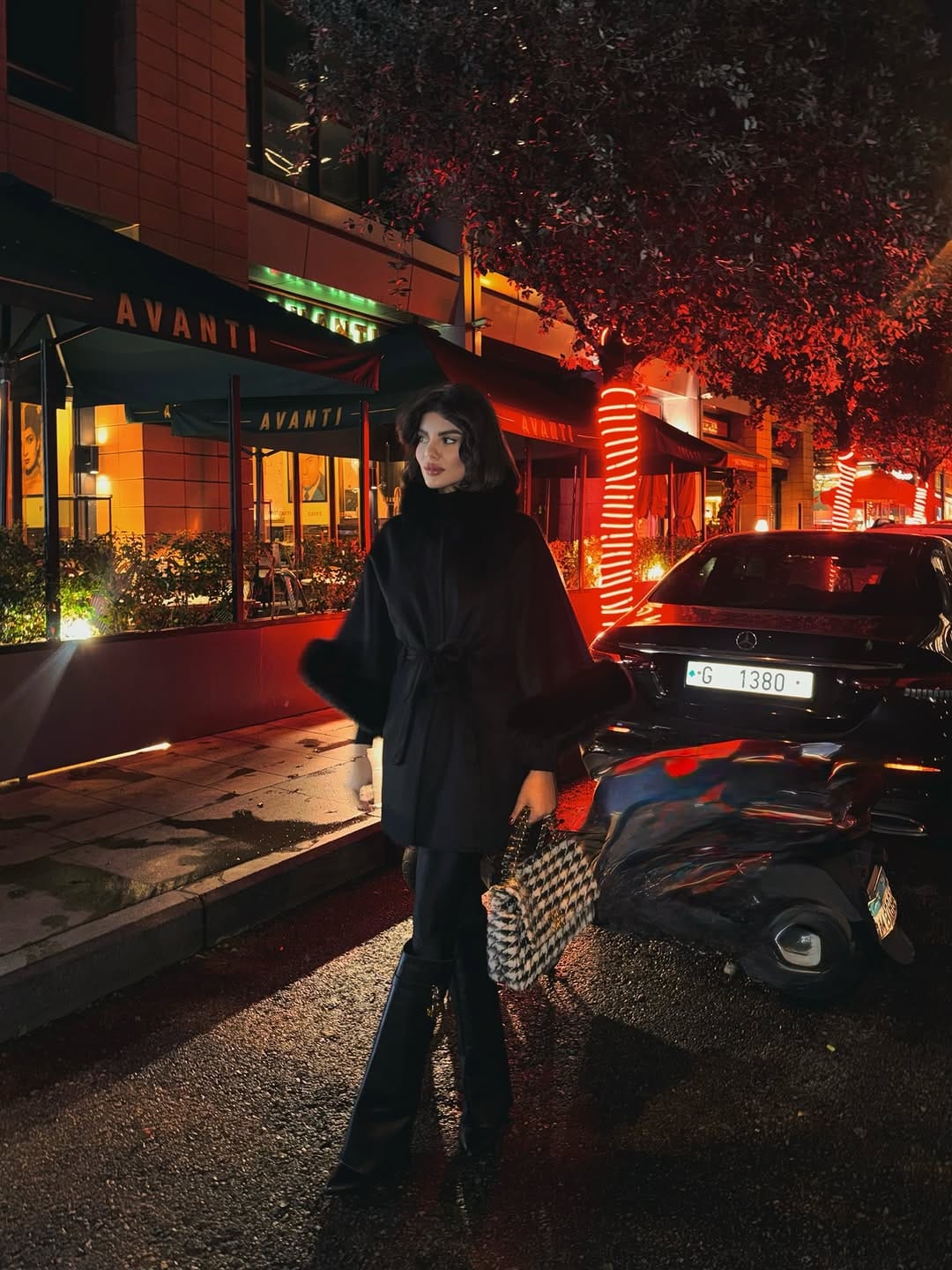 Post 9 by Roxane Diab on Instagram (carousel)