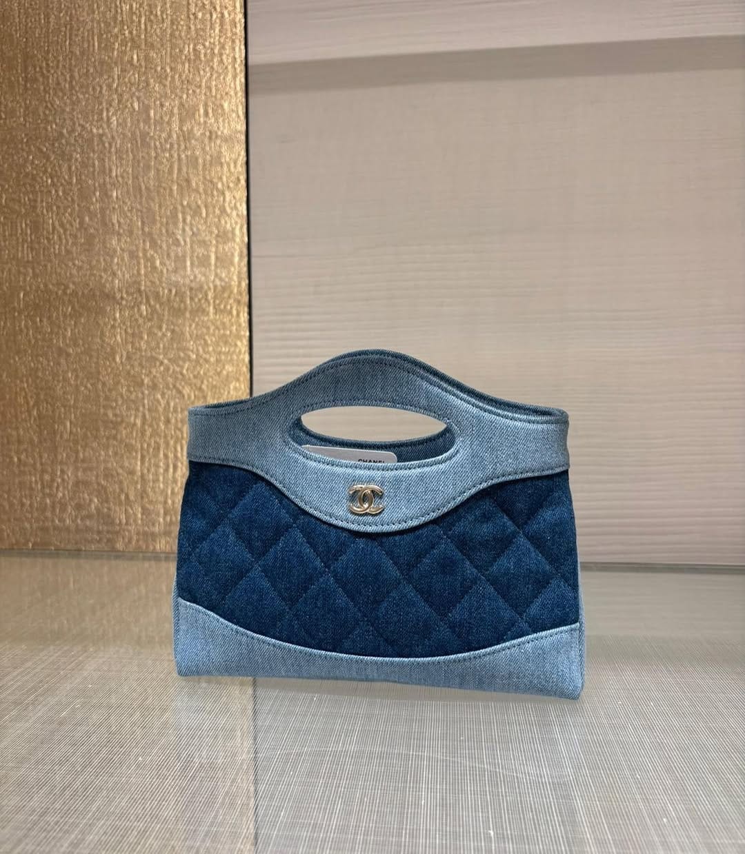 Post 4 by Luxurious Shopping  🛍💎 on Instagram (image)