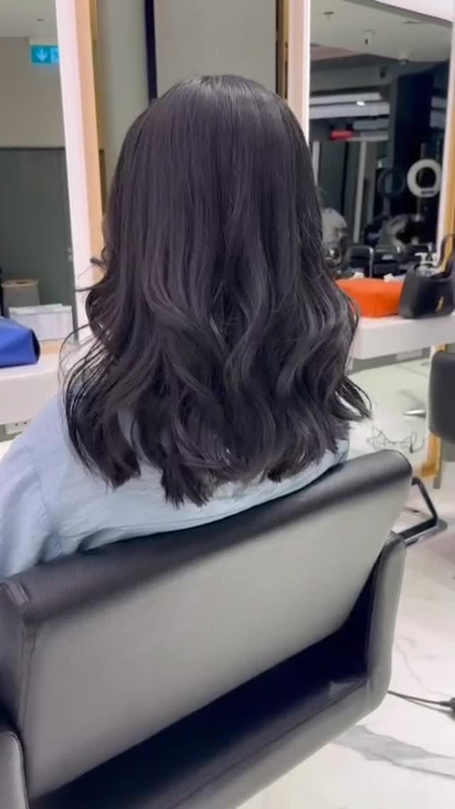 Post 5 by Mokhtar Safadi Beauty Lounge on Instagram (video)