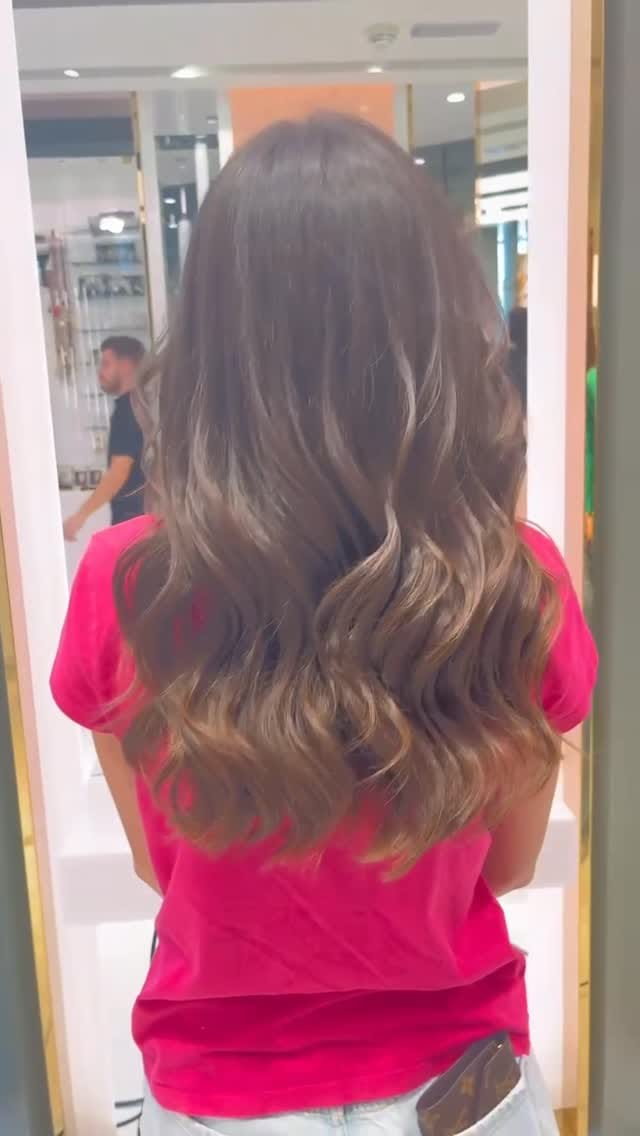 Post 7 by Mokhtar Safadi Beauty Lounge on Instagram (video)