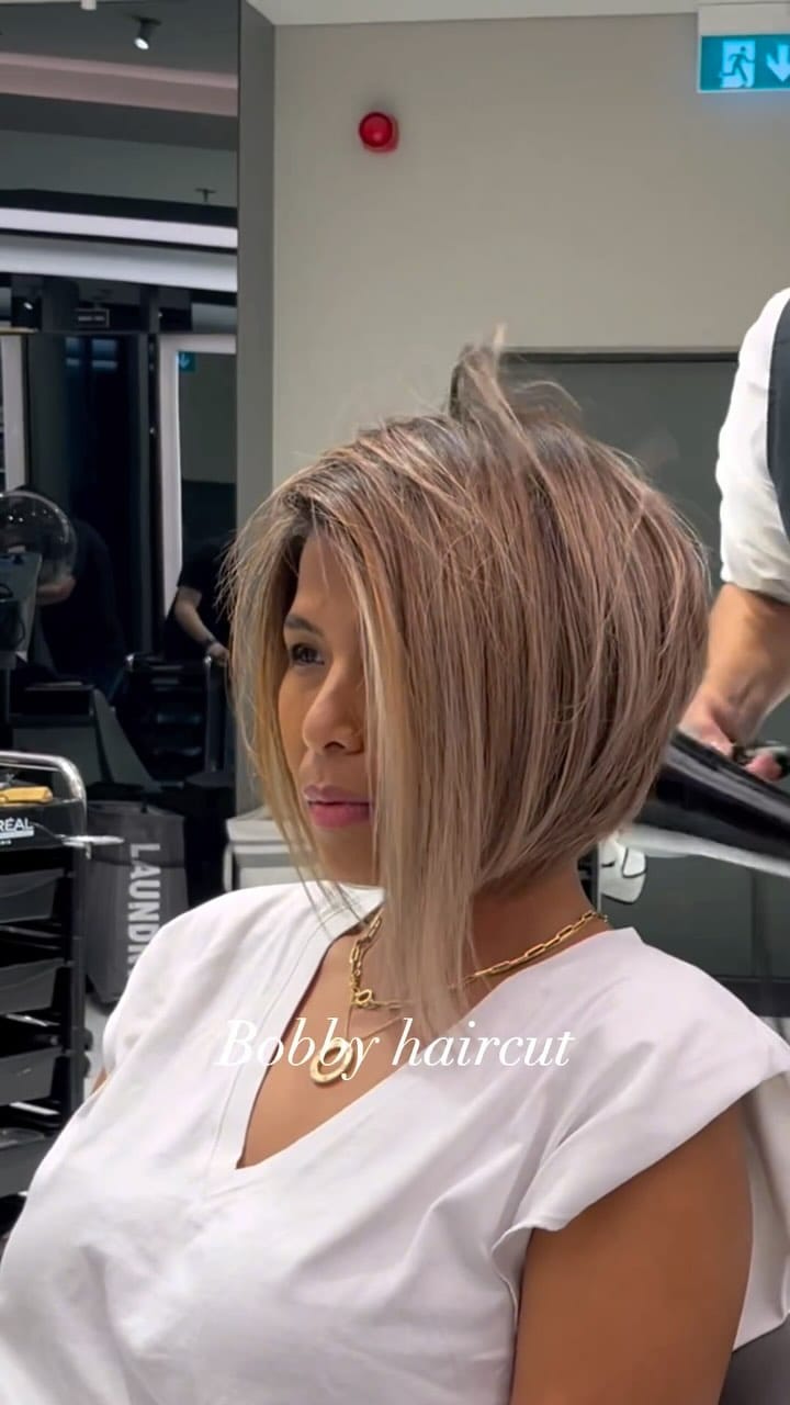 Post 8 by Mokhtar Safadi Beauty Lounge on Instagram (video)