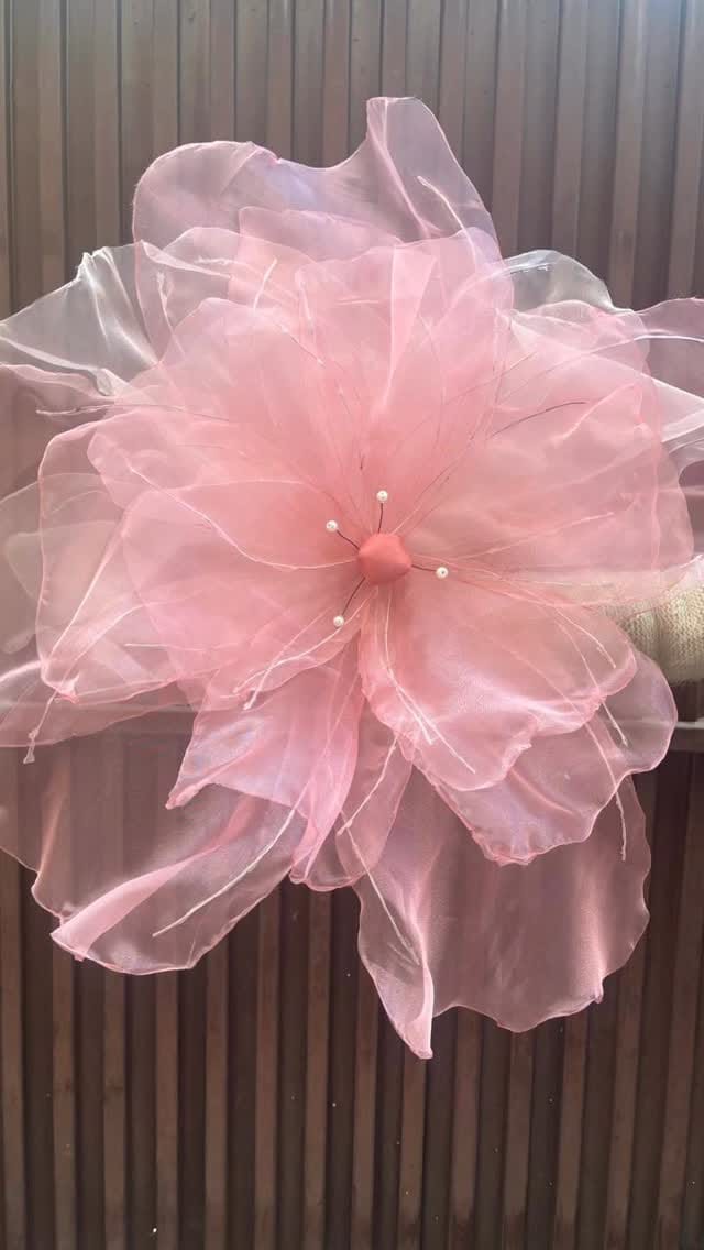 Post 3 by Magnate Crafts Studio on Instagram (video)