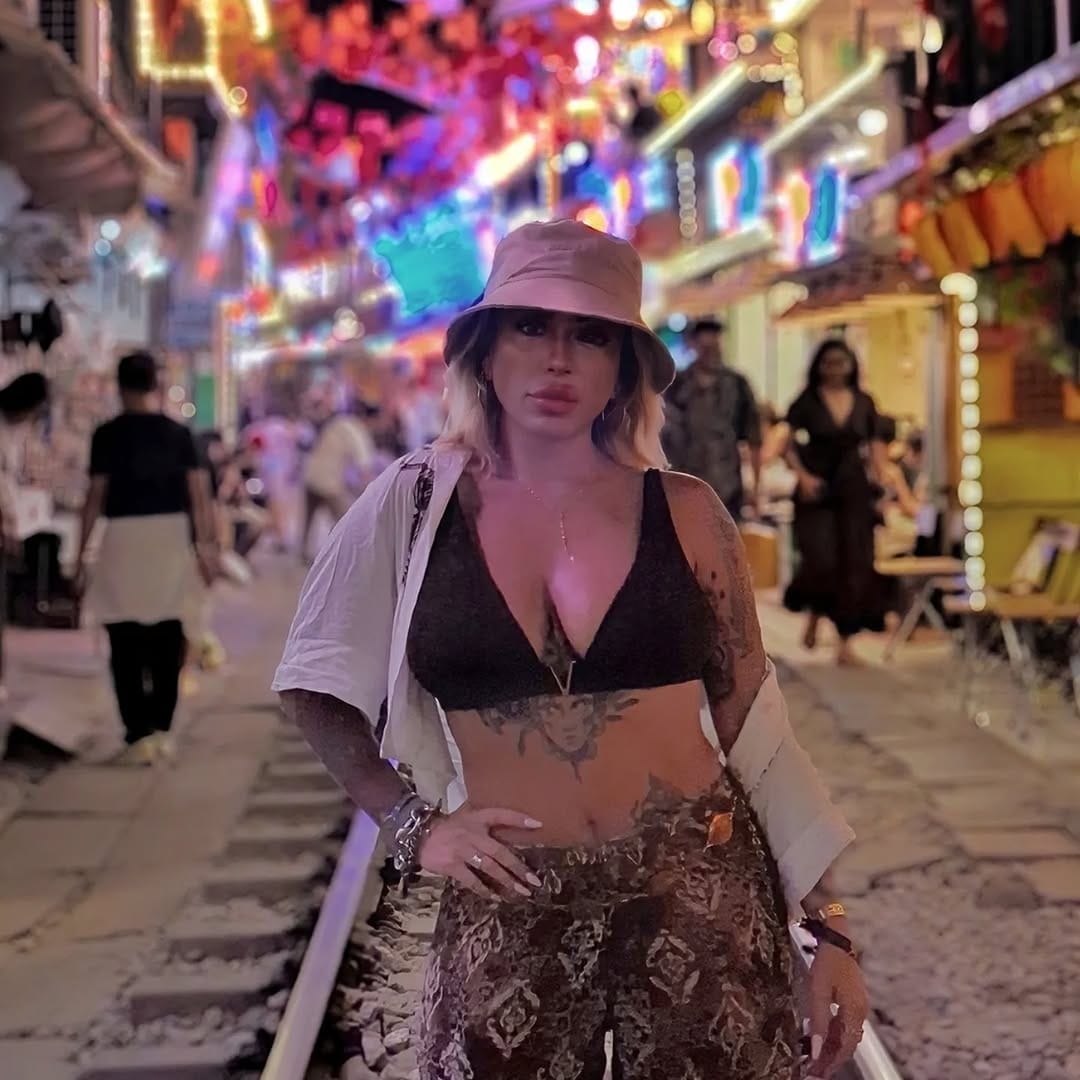 Post 9 by Travelling With Style 🌏 on Instagram (carousel)