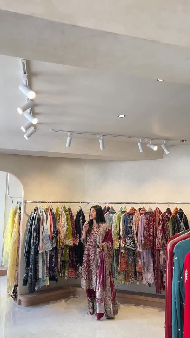 Post 4 by Fathimath Hanaan on Instagram (video)