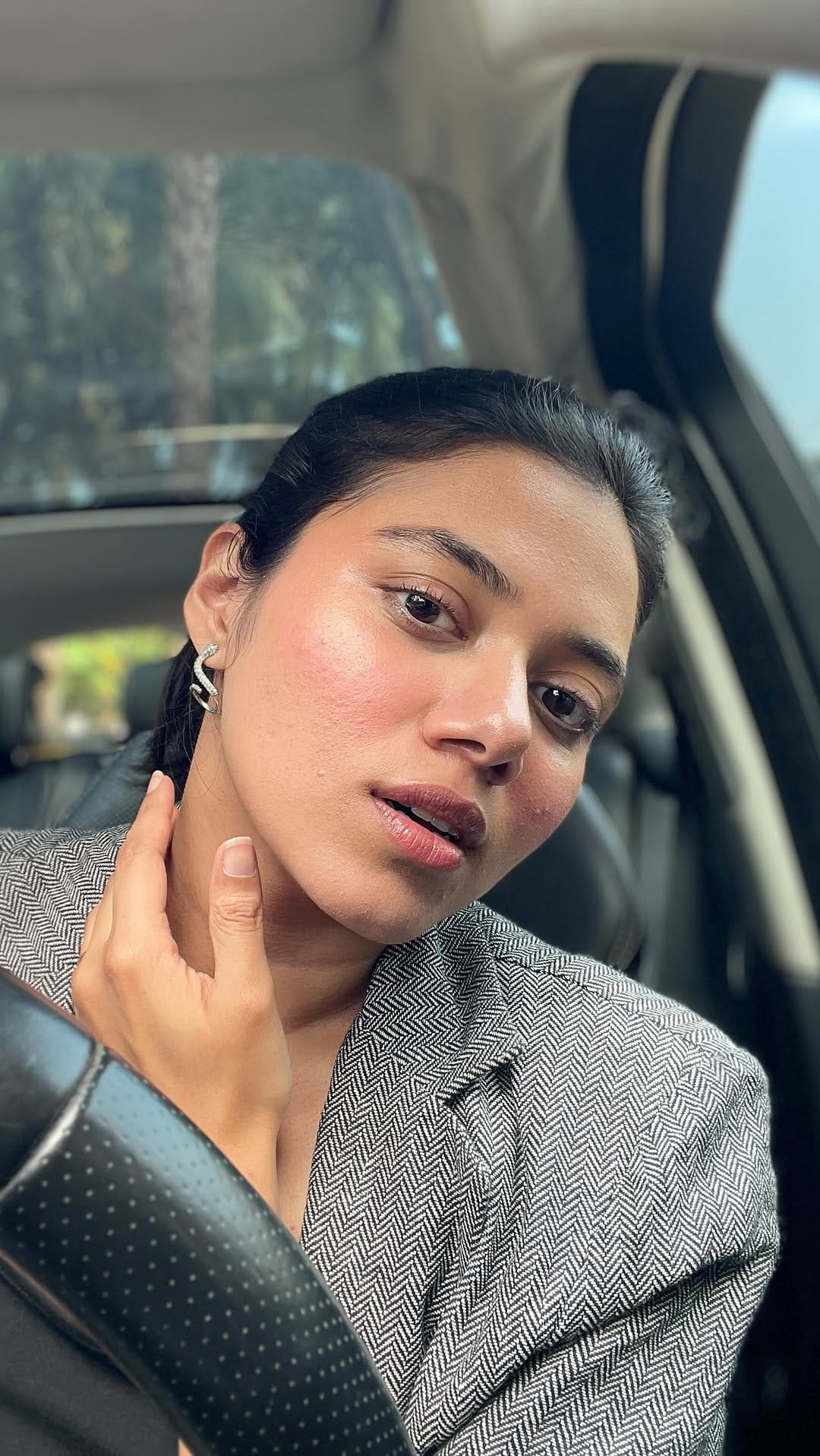 Post 1 by Fathimath Hanaan on Instagram (video)