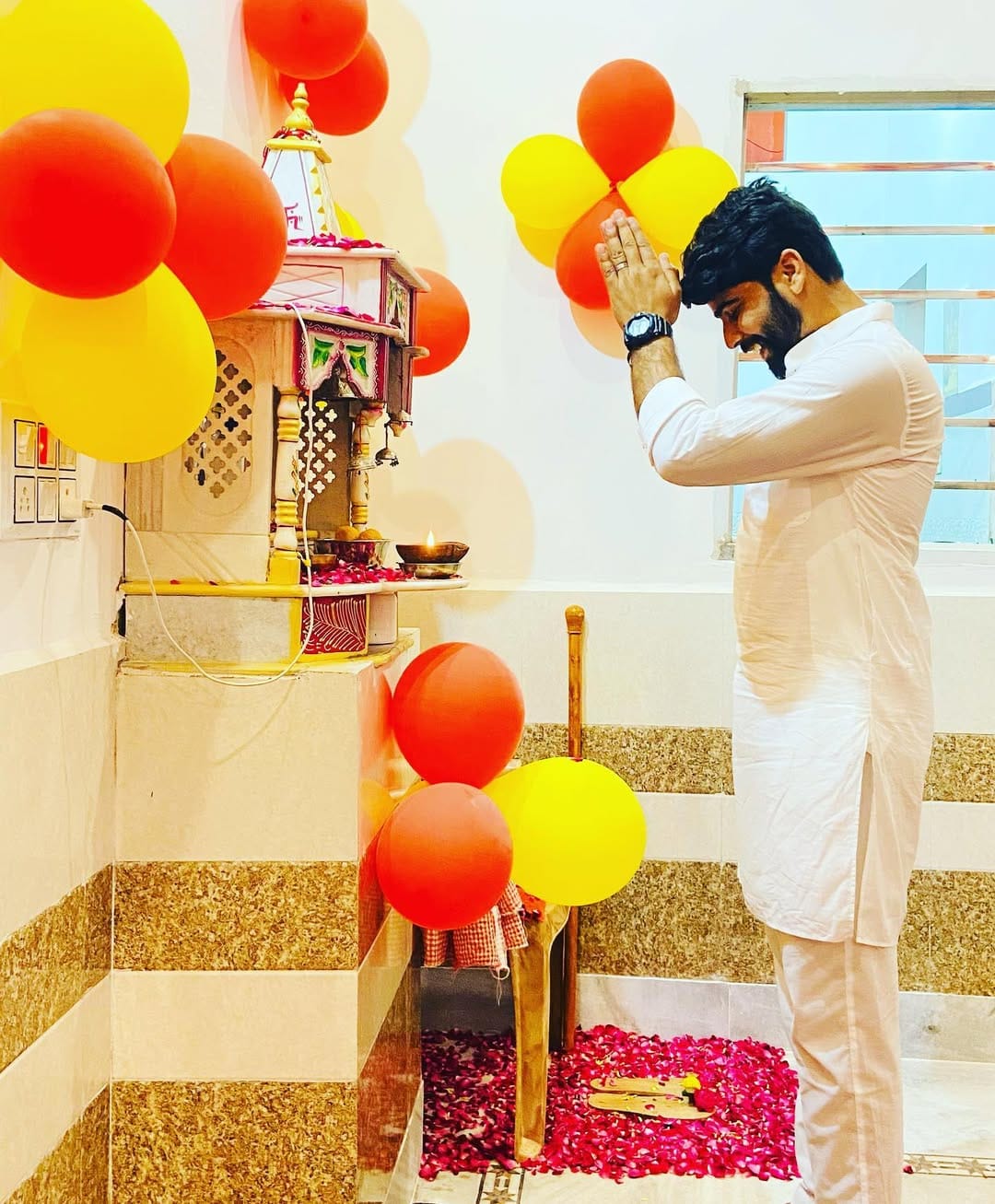 Post 8 by Rohit Verma on Instagram (image)