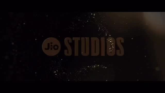 Post 9 by Saraa Khan on Instagram (video)