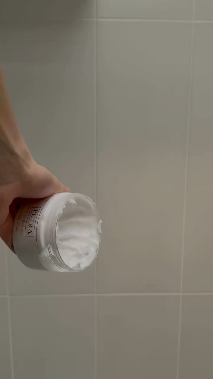 Post 9 by Petra Cosmetics on Instagram (video)
