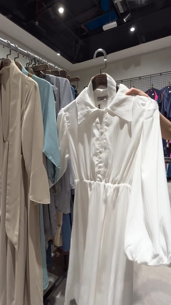 Post 3 by Boutiqna.com on Instagram (video)