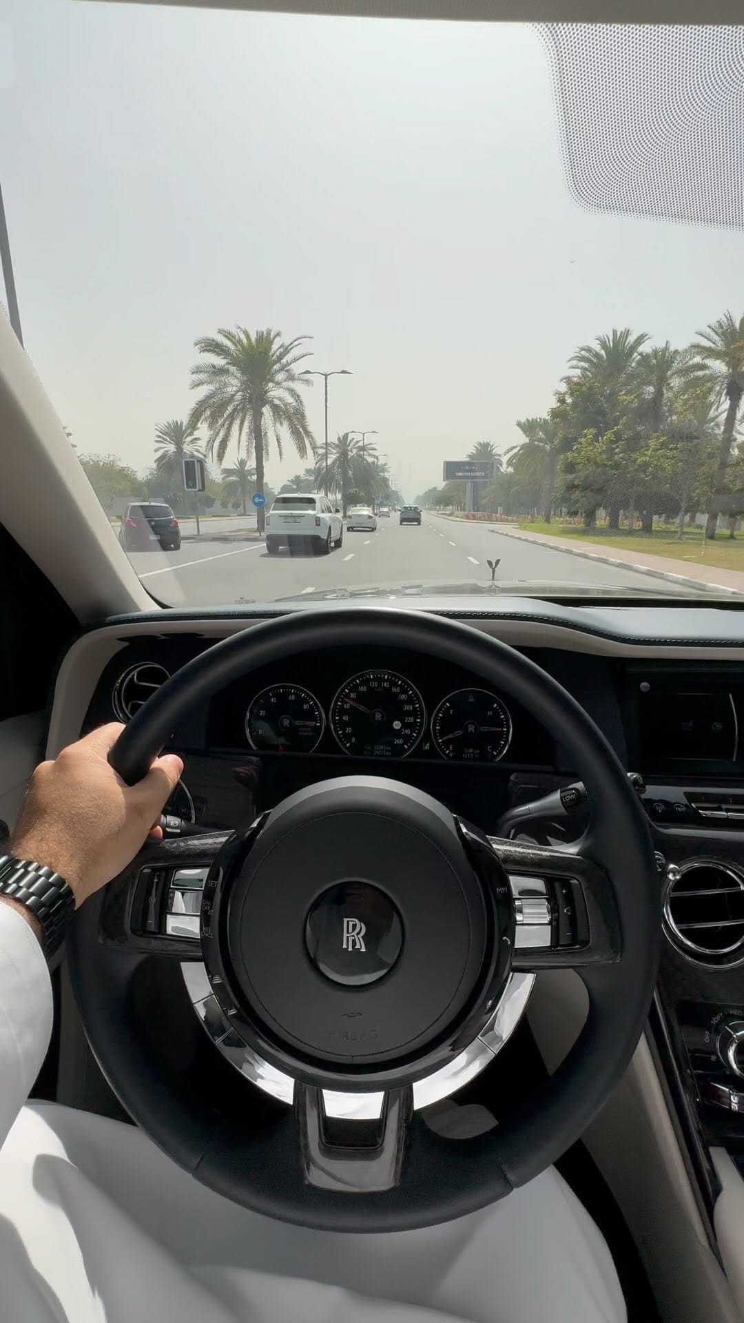 Post 9 by Arif Amirov on Instagram (video)
