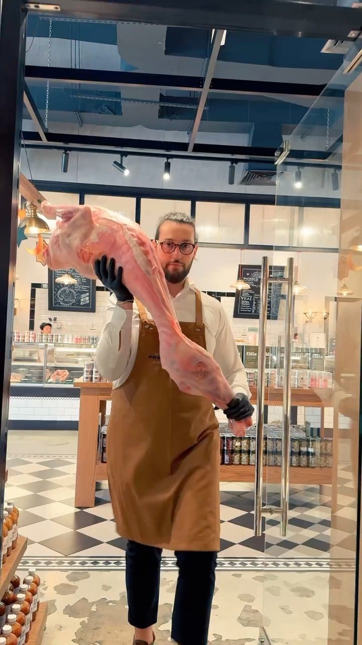 Post 9 by Prime Gourmet on Instagram (video)