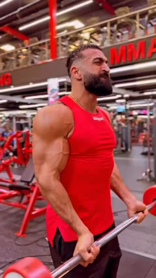 Post 1 by Mahdi Mustafa on Instagram (video)