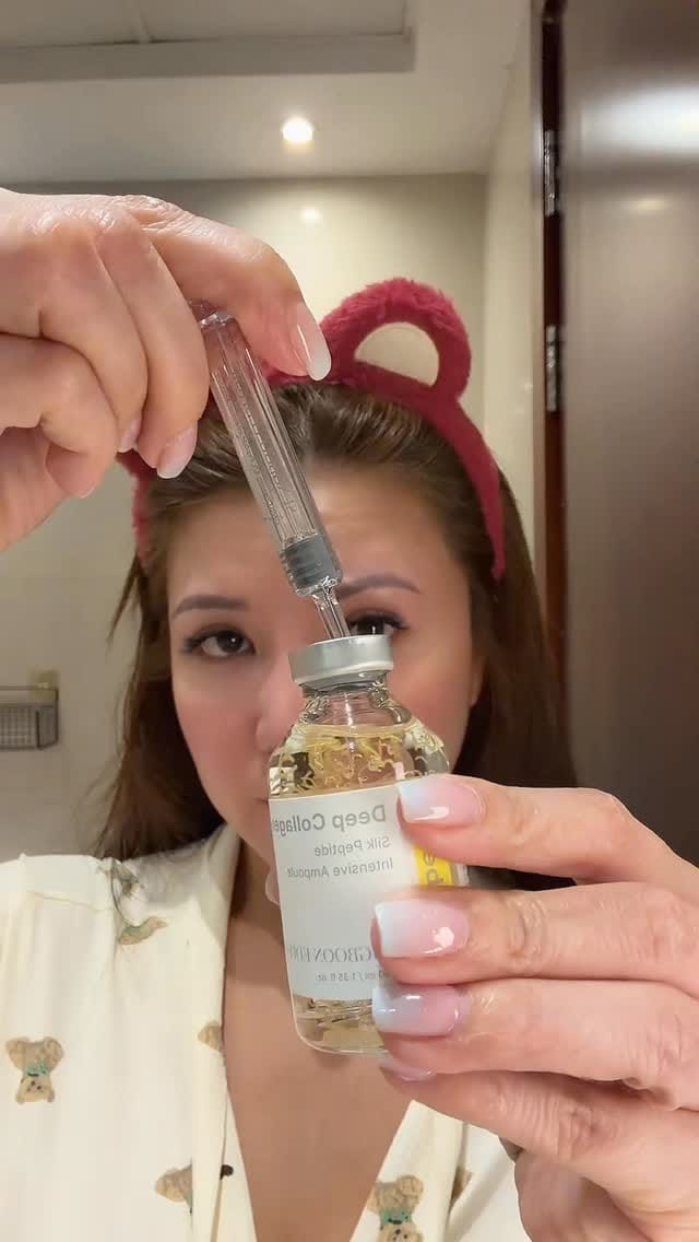 Post 2 by Japanese & Korean Skincare UAE on Instagram (video)