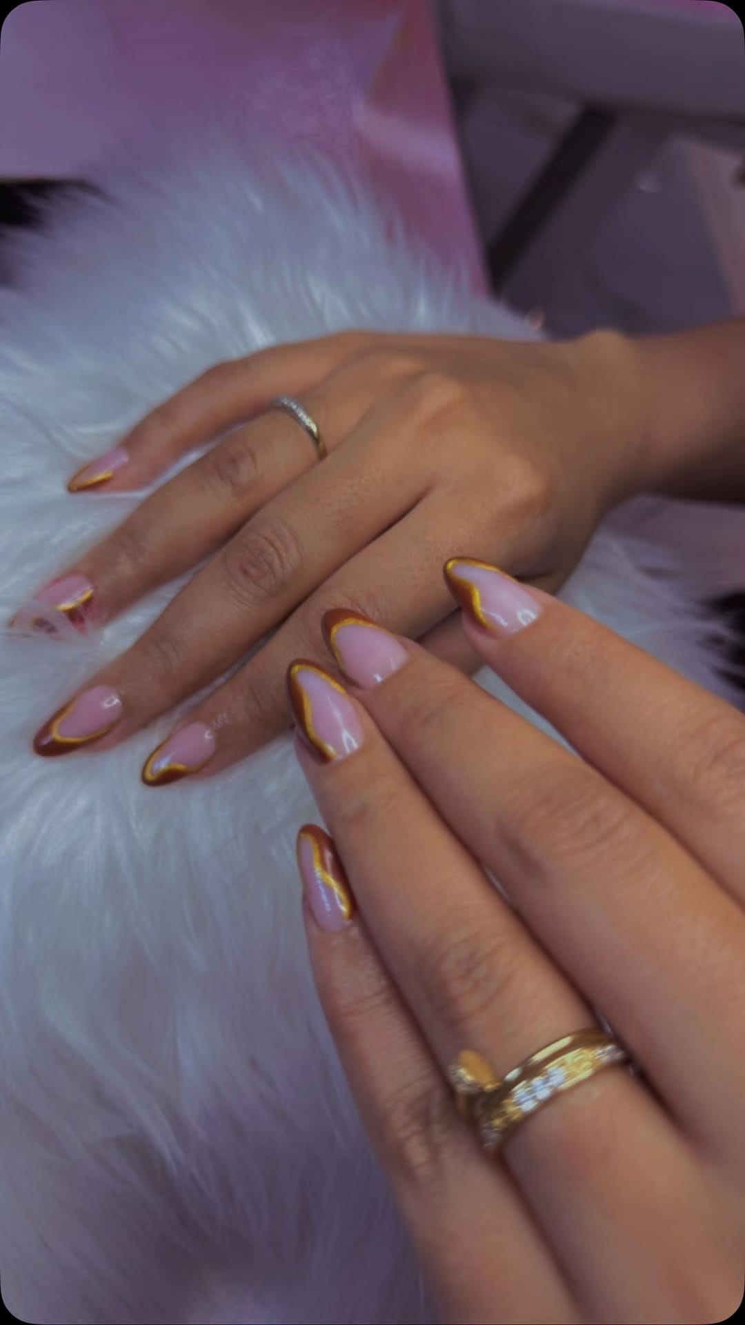 Post 9 by SkinnScalp on Instagram (video)