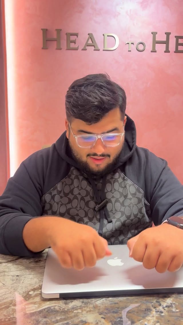 Post 3 by @headtoheeelss on Instagram (video)