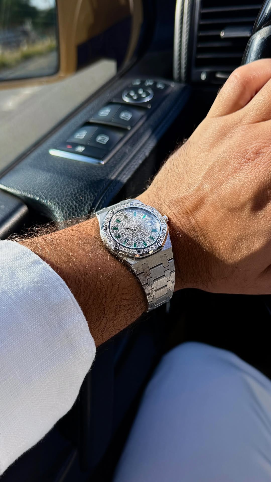 Post 8 by Collectors Gallery Dubai on Instagram (video)