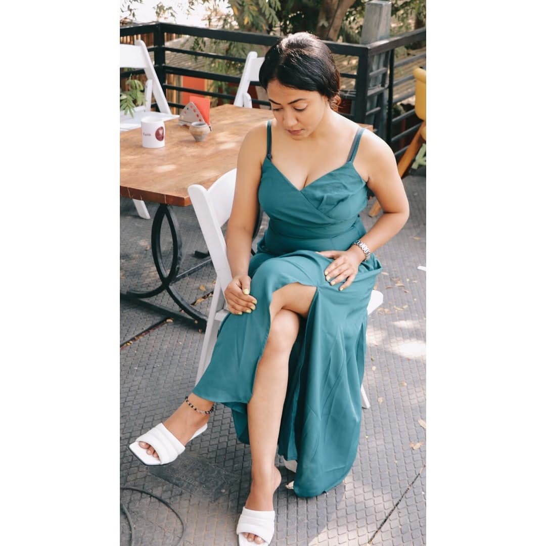 Post 8 by Vidhi Mistry on Instagram (image)