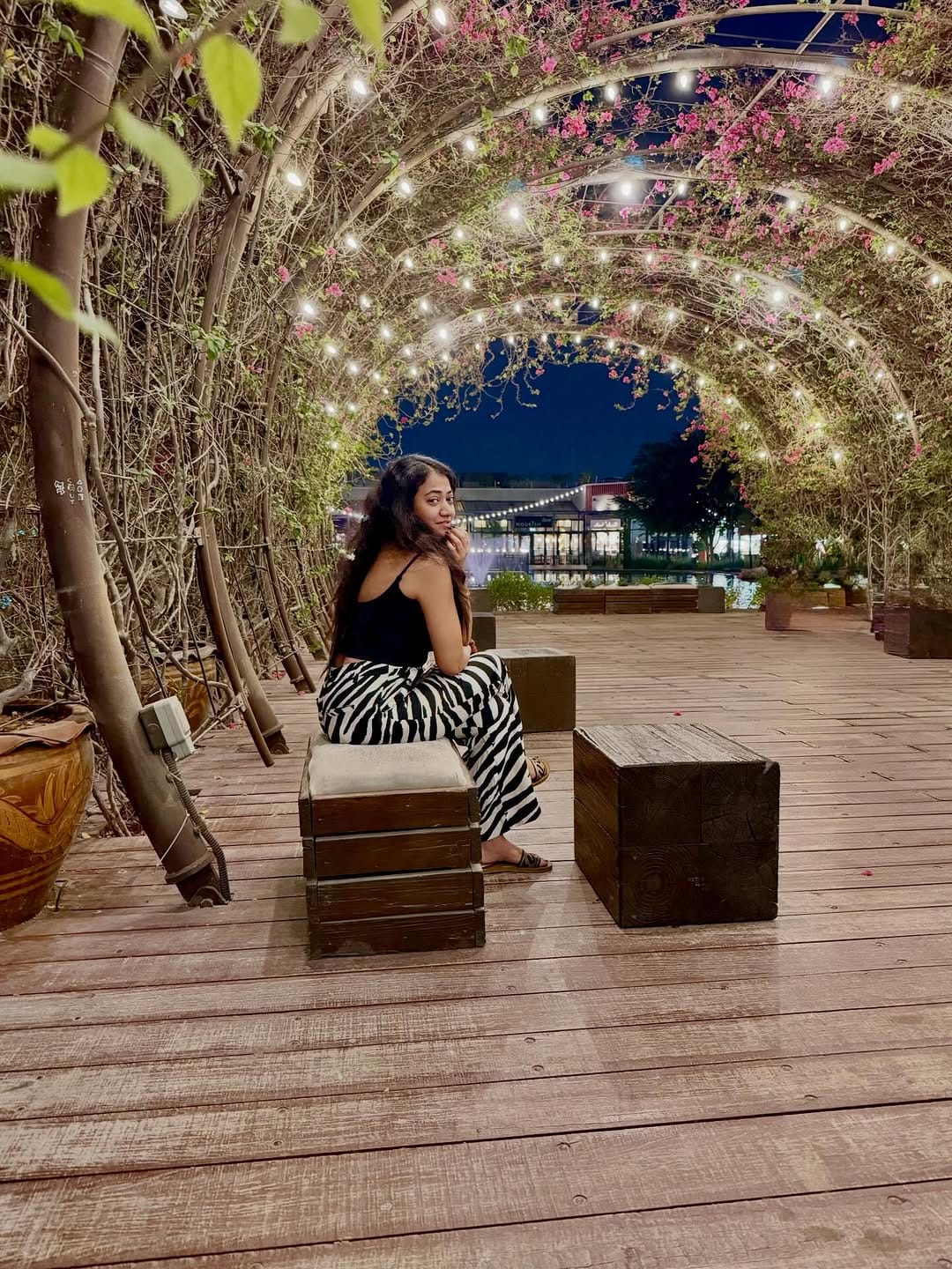 Post 1 by Vidhi Mistry on Instagram (image)