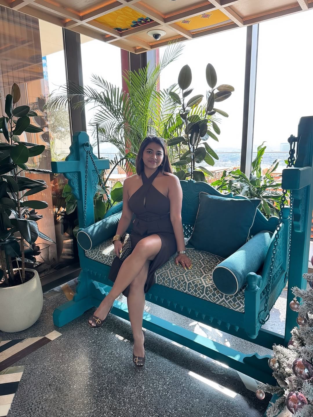 Post 10 by Delia Lobo on Instagram (carousel)