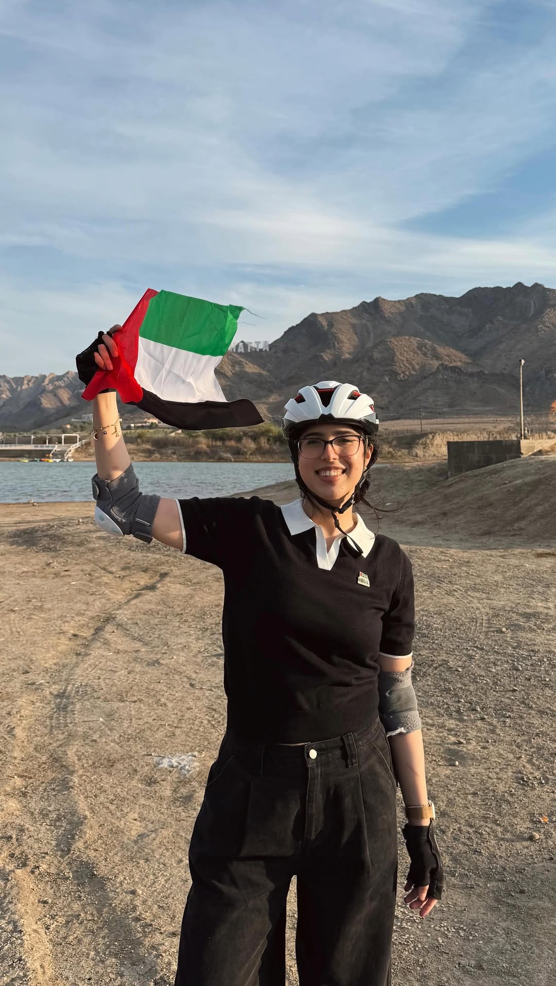 Post 5 by NOOR UL AIN on Instagram (video)