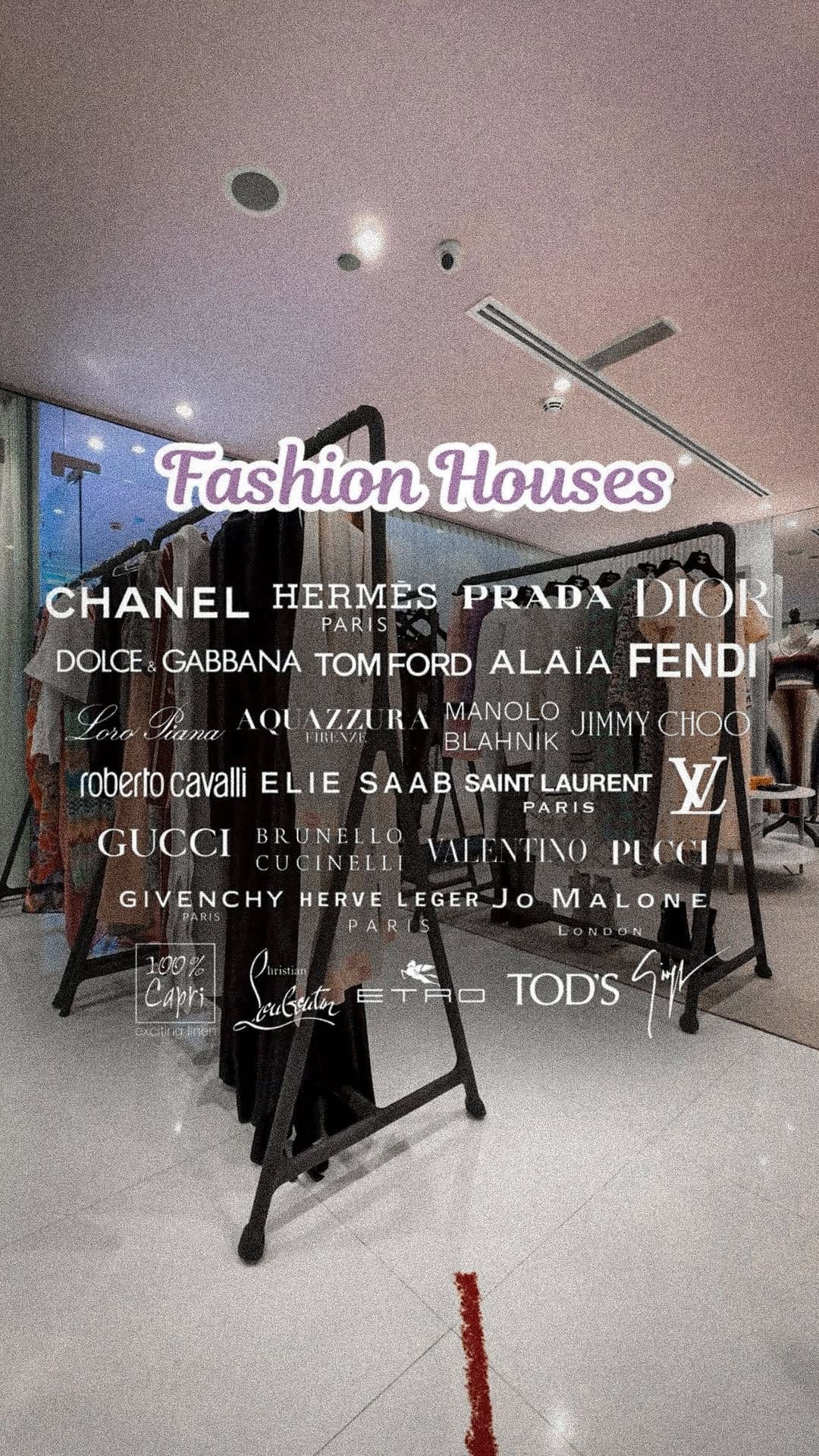 Post 5 by Absolux Closet on Instagram (video)