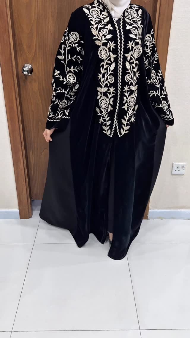 Post 2 by ركن الهدى للألبسة الشرعية on Instagram (video)