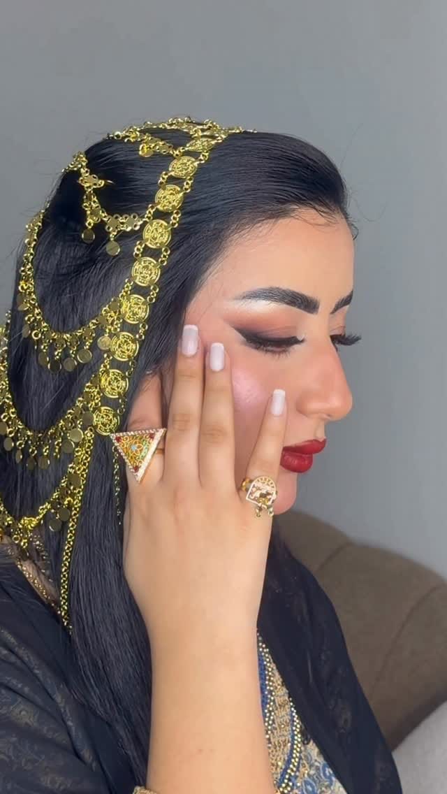 Post 1 by Chaima Beauty on Instagram (video)
